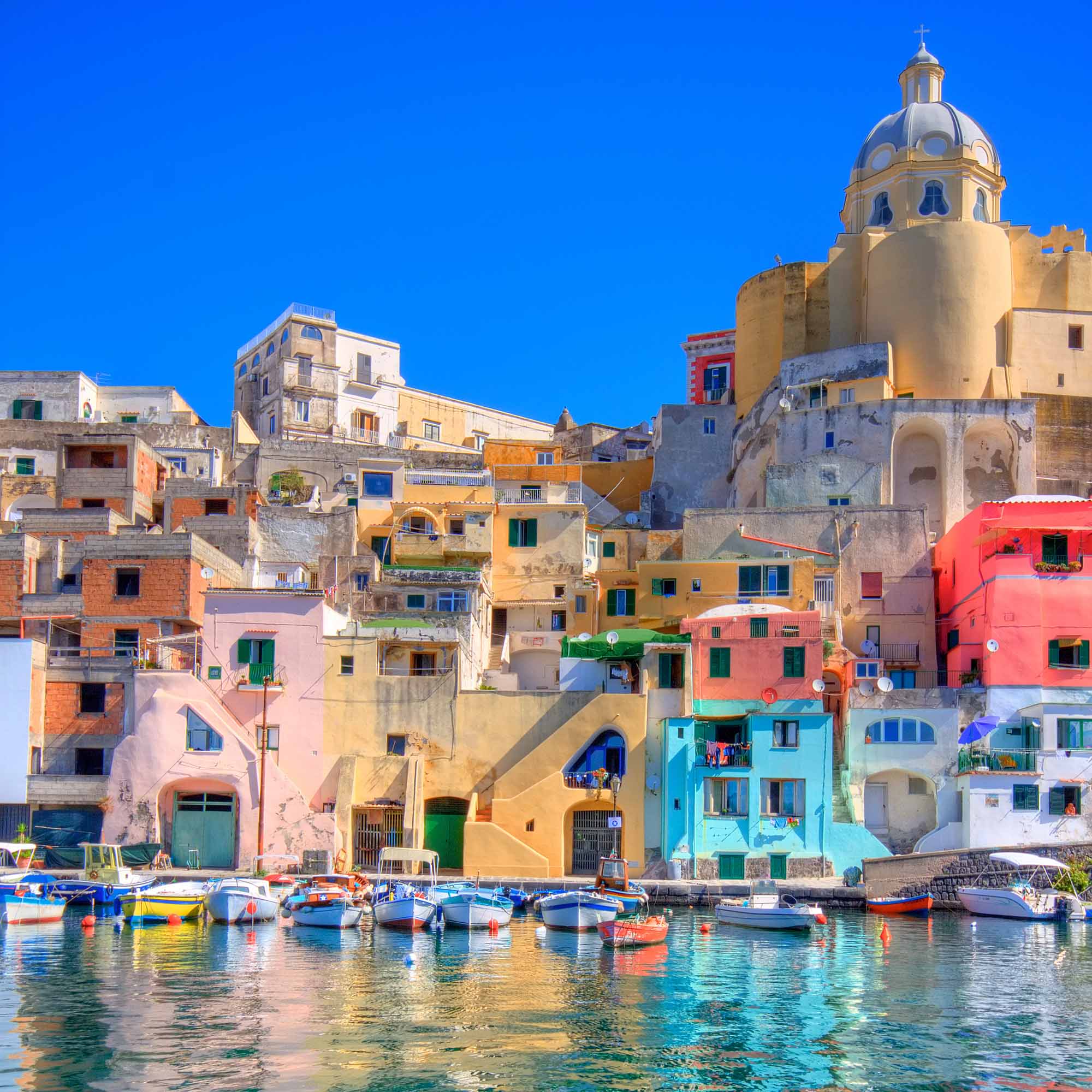 5 Reasons to Visit Naples and Amalfi in the Spring, Join us!