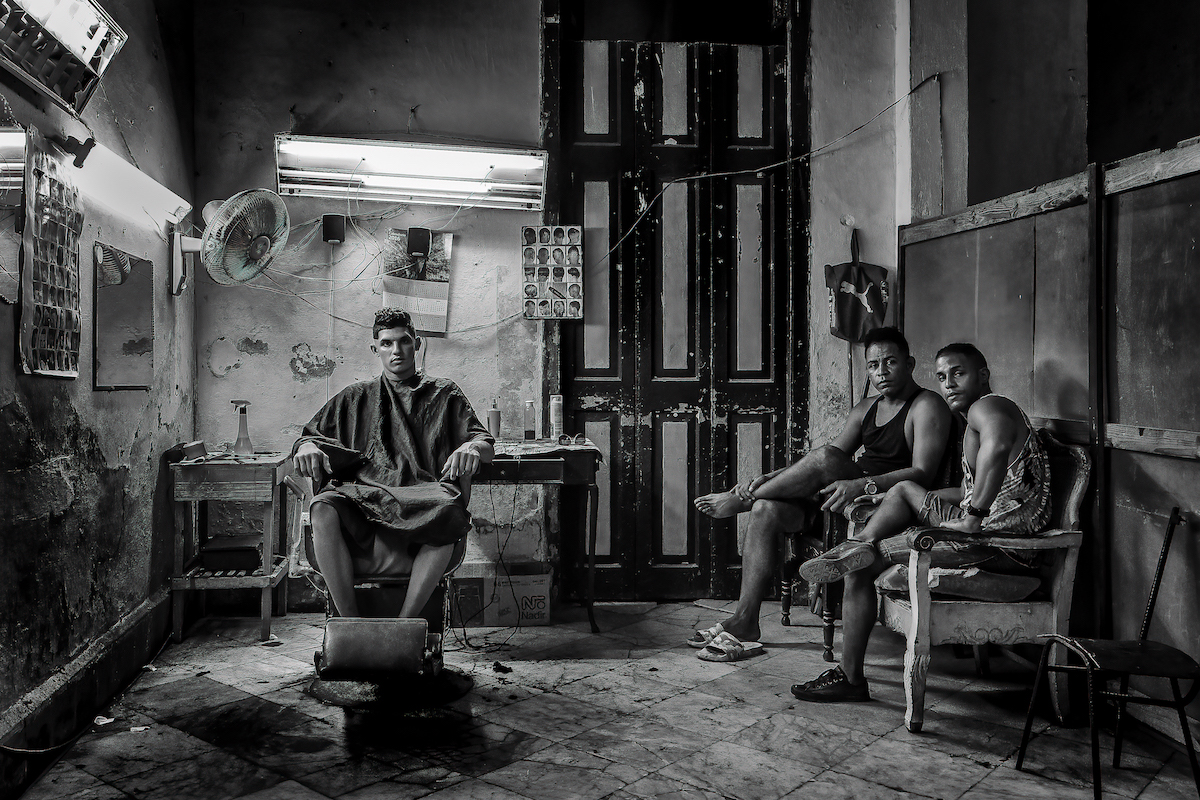 027 WAITING FOR THE BARBER Michael Chinnici Vanishing Cuba 2016 October 16