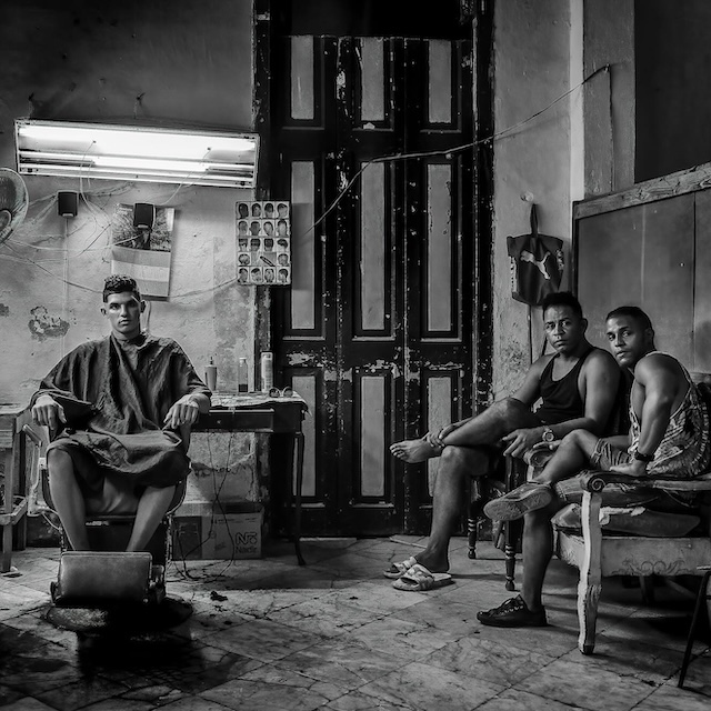 027 WAITING FOR THE BARBER Michael Chinnici Vanishing Cuba Photo Workshop Adventures Square