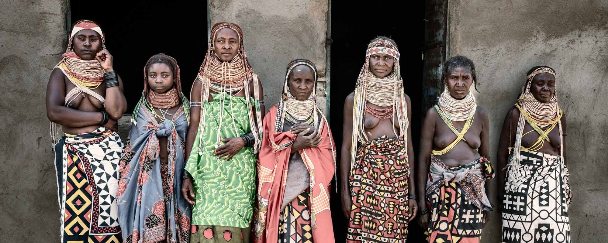 OvaHanda Tribeswomen