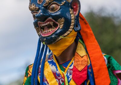 Danse Religieuse Au Tshechu Du Lhakhang De Jambay Au Bhoutan.