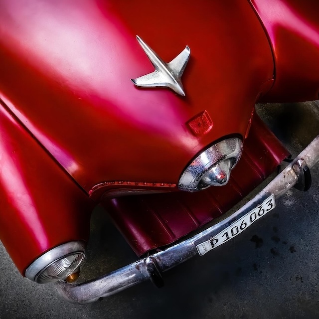 286 BULLET NOSE Michael Chinnici Vanishing Cuba Photo Workshop Adventures Square