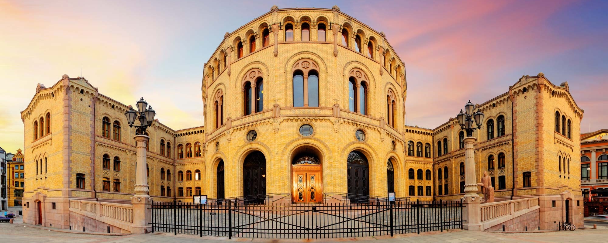 Oslo Parliament Panorama