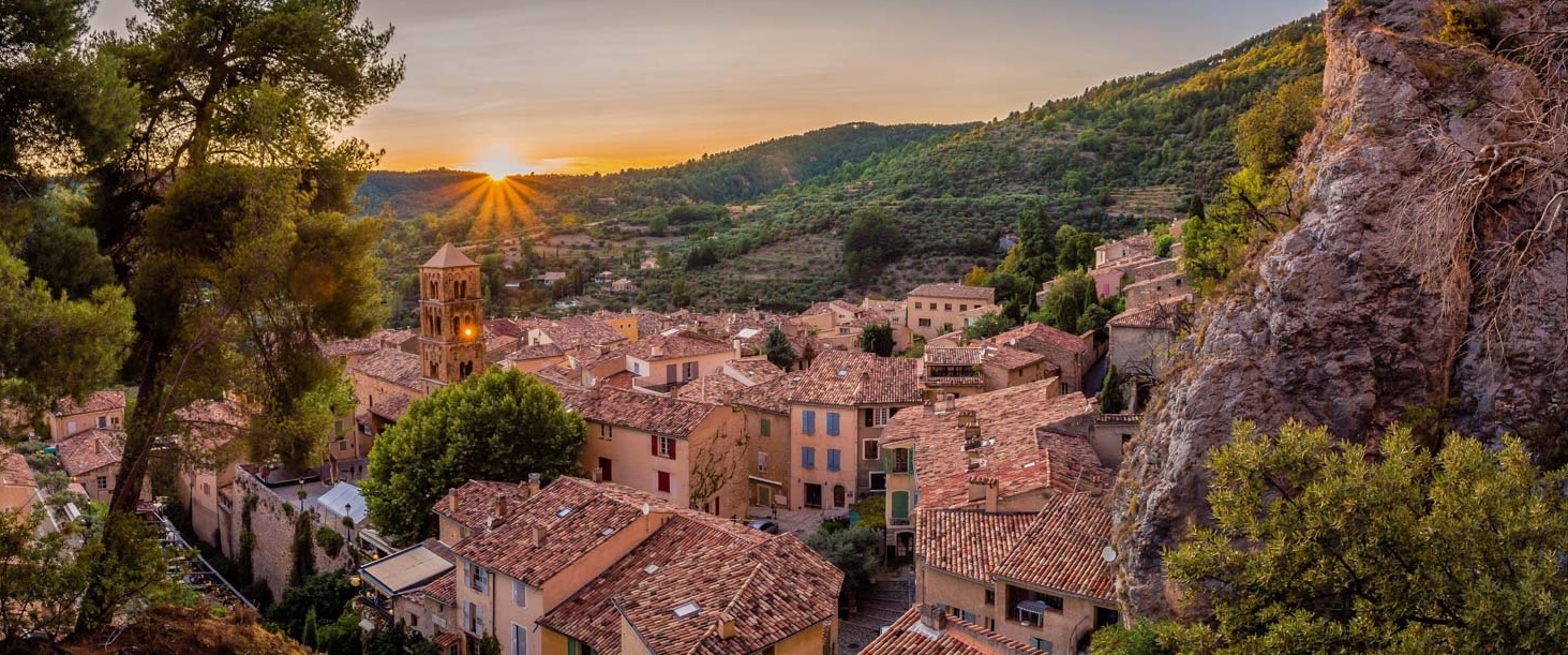 Panorama In Moustiers Sainte Marie